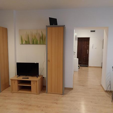 Apartament Srodmiescie Przemysl Bagian luar foto