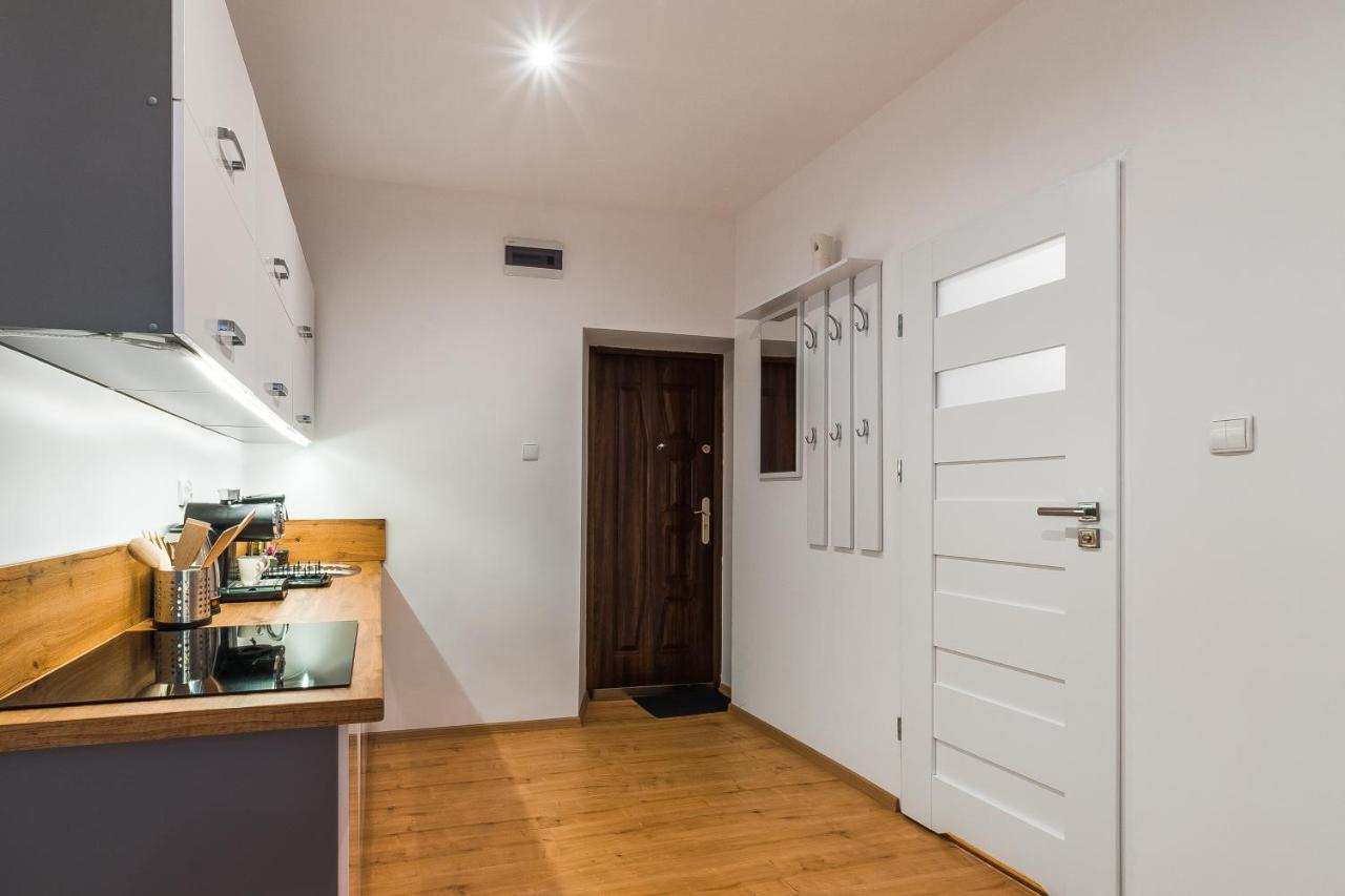 Apartament Srodmiescie Przemysl Bagian luar foto