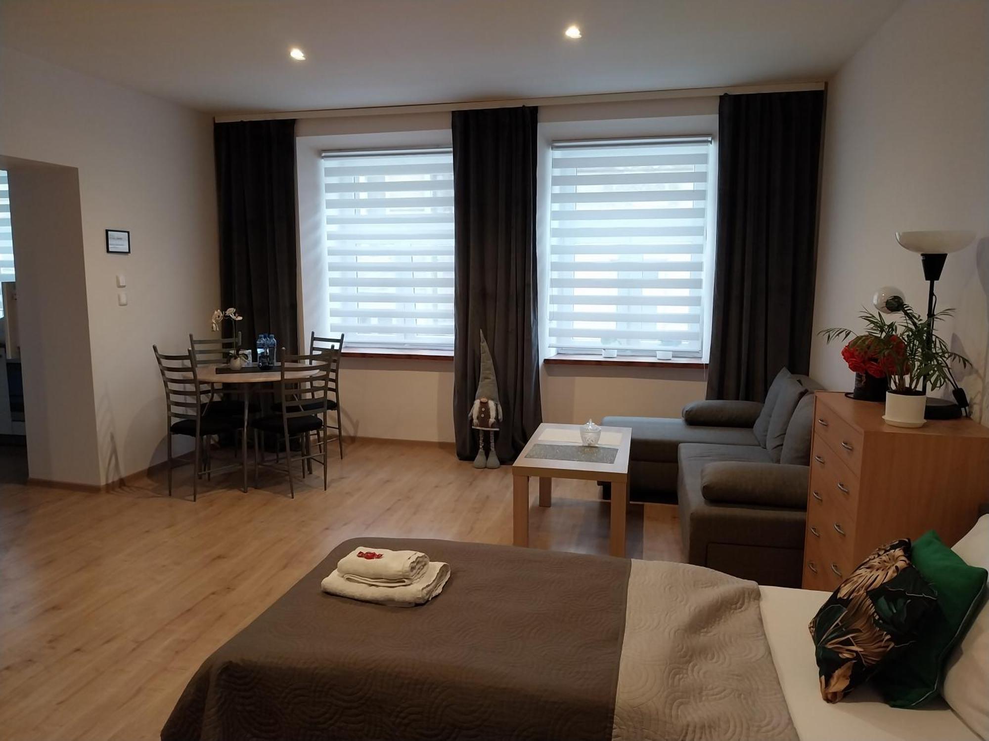Apartament Srodmiescie Przemysl Bagian luar foto